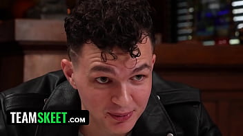 Step sisters reptyle features launch