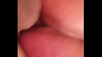 Rica Sentada De Verga thumbnail