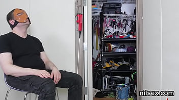 Wild slut gets her fuckholes spread and extremely plowed