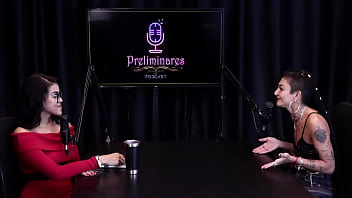 Tirou a roupa após a convidada falar que faz conteúdo de rotina nas redes sociais tem muito fã na cidade e não deixa as coisas te afetar caroleta roots watch sheer red