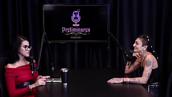 Tirou a roupa após a convidada falar que faz conteúdo de rotina nas redes sociais tem muito fã na cidade e não deixa as coisas te afetar caroleta roots watch sheer red