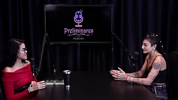 Tirou a roupa após a convidada falar que faz conteúdo de rotina nas redes sociais tem muito fã na cidade e não deixa as coisas te afetar caroleta roots watch sheer red