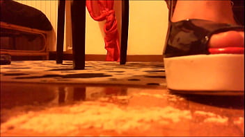 I crush you completely with very high heels 4k