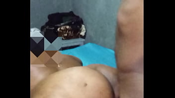 Ebony big booty amateur bouncing on dick