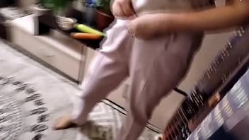 Mature slut aimee and paradoxical penetrations