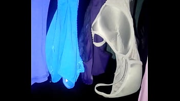 Bragas tendidos en el patio