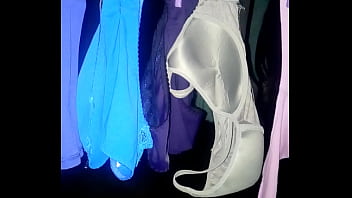 Bragas tendidos en el patio