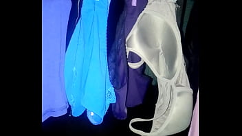 Bragas tendidos en el patio