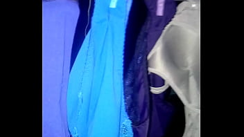 Bragas tendidos en el patio