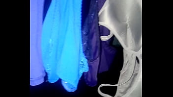 Bragas tendidos en el patio