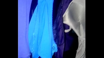 Bragas tendidos en el patio