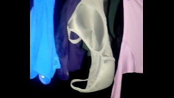 Bragas tendidos en el patio