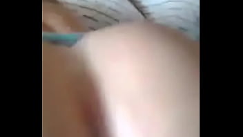 Sambista tocando samba