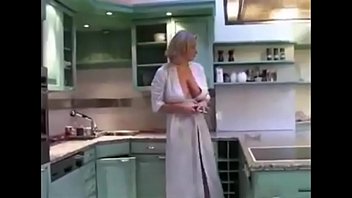 Amateur Hot Norsk Milf thumbnail