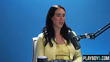 Brunette cougar pornstar candence lux likes to touch herself intensely