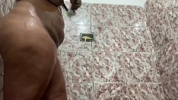 Morena ficou toda rapadinha