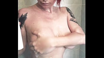 C'est frustrant rejoins mon univers deviens fans