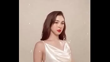 Julia baretto sexy artist