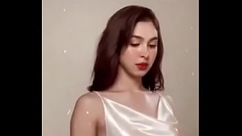 Julia baretto sexy artist