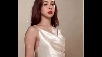 Julia baretto sexy artist