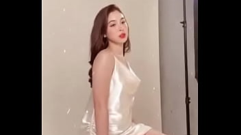 Julia baretto sexy artist