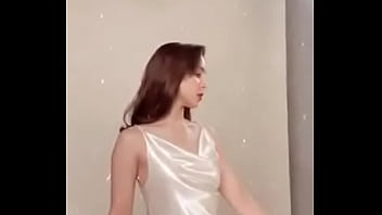 Julia baretto sexy artist