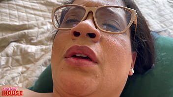 Raquel morena tímida que ficou bem safada na hora de dar o cú