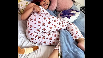 Chubby bbw goddess in panties farts on bed then invites you to smell all night