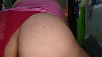 Reverse cowgirl with a mature big ass milf