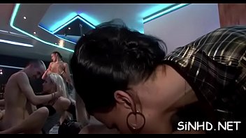 Earrth shattering orgasms with charming sweethearts and hunks