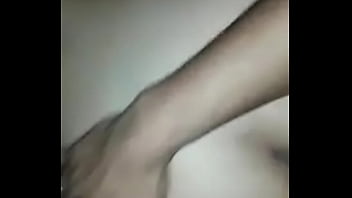 Nicole entrega la cola