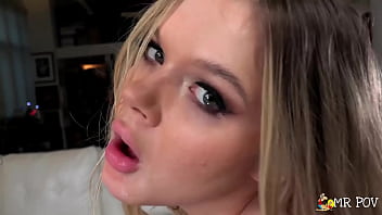 Hooker gal is up for a thrilling action