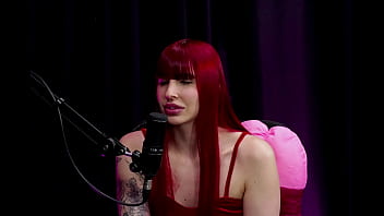 Arrumou um pau amigo pra gravar conheceu a casa de swing e bdsm explorou o fetiche com xixi e fez uma dp com dois na buceta alie oficial watch sheer red