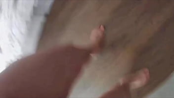 Настоящий обман Друзья трахают мою жену в задницу