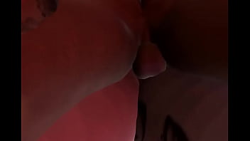 Comi o cuzinho da amiga gordinha