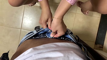 Gozei no pau do meu cunhado e ganhei goza na boquinha