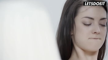 Slim babe fucks stepbro in the morning whiteboxxx