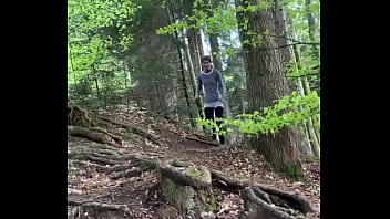 Run wild and far always tries to motivated me while our long runs with making some videos from me️ he cap