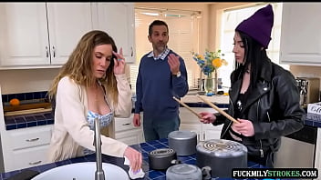 The war for his raven vs summer with aderes quin and summer renee