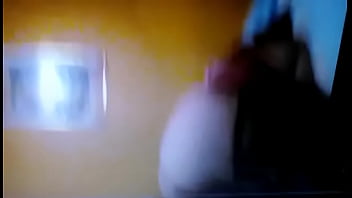 Culona eve se toca la papaza