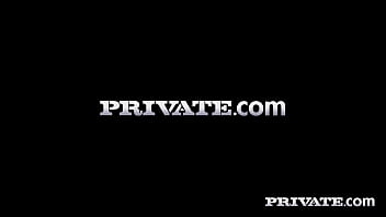 Alessa savage fucks in her sto