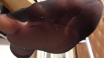 Secretary foot jerking