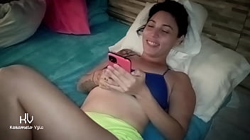 Stepdaughter gives daddy an amazing blowjob before going to work