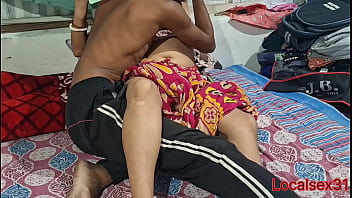 Beautiful Desi Village Bhabhi Ki Jabordost Chudi Bhabi Jub Eakela The Tab thumbnail