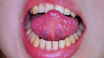 完全フリー。 エロ・変態メンタルカウンセラー セルフプロデュース 変態23歳女子バイ。介護士。 病気や 貞の人に理解あるよ。