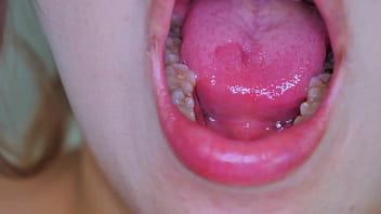 完全フリー。 エロ・変態メンタルカウンセラー セルフプロデュース 変態23歳女子バイ。介護士。 病気や 貞の人に理解あるよ。