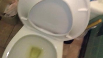 Im back with a peeing video can you also sub to me please