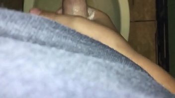 Im back with a peeing video can you also sub to me please