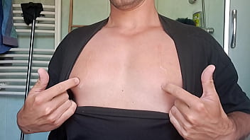 Armpit Spit Gay Masturbation thumbnail