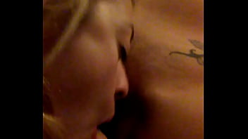 Blonde hangar fingers her new teen friend "dirty move"